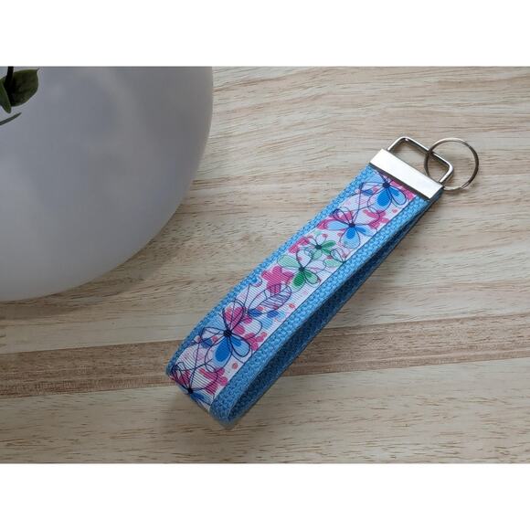 Floral Keychain Wristlet Handmade Boho Fabric Key FOB Gift Present Daisy Flower - Picture 2 of 6